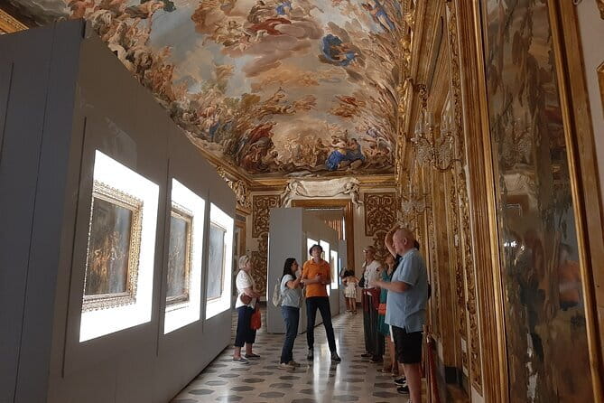 Medici Legends & Renaissance Wonders: Florence Small Group Tour - Palazzo Medici Riccardi: A Palace Built for the Banking Family