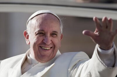 Meet Pope Leo XIV at St Peter Square Vatican City - Obelisco Vaticano and St Peter’s Square: Get Oriented Fast