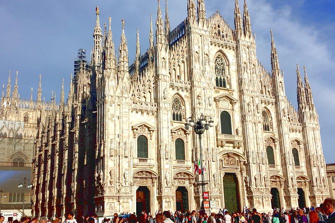 Milan: Best of Skip-the-Line Duomo Guided Tour Experience - Headsets, Group Size, and Why Listening Matters in a Cathedral