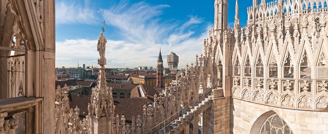 Milan: Best of Skip-the-Line Duomo Rooftops Guided Tour - Crowds, Heat, and Hearing the Guide: Real-World Tips
