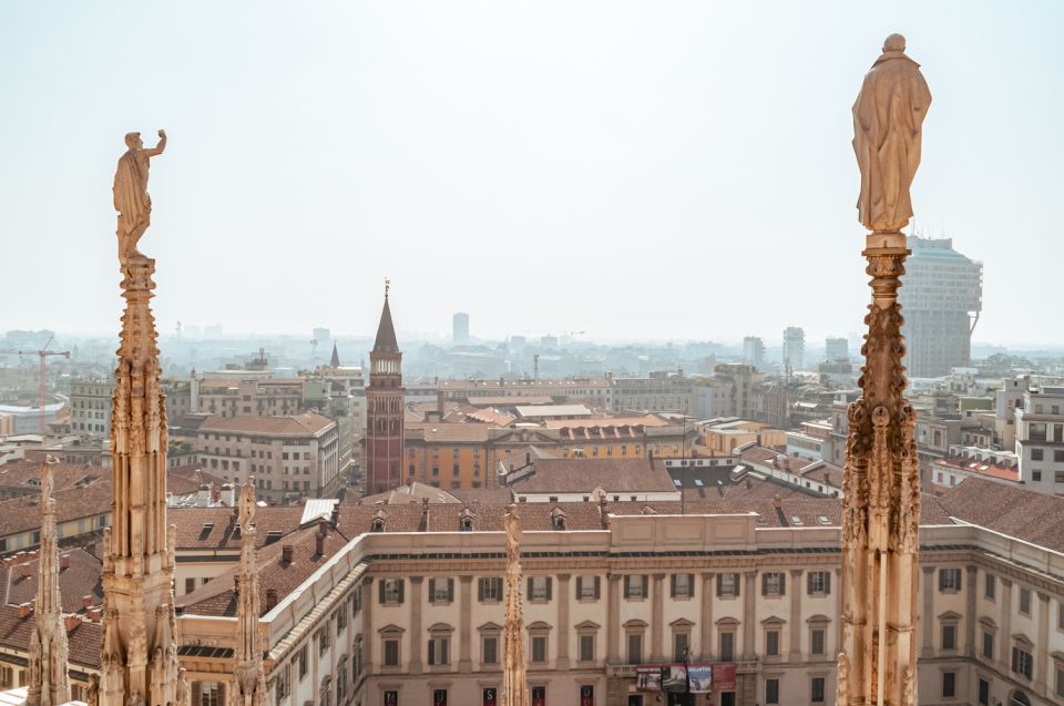 Milan: Cathedral and Terraces Guided Experience - Practical expectations on the day: meeting point and small-group pacing