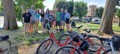 Milan: City Highlights Bike Tour - Via Falcone 7: the easy start near the Duomo
