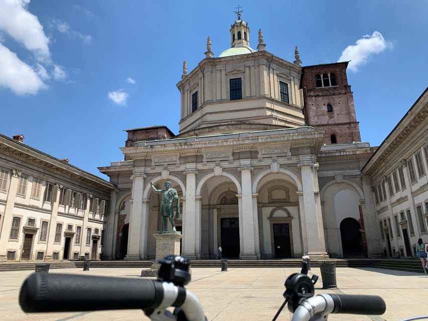 Milan: City Highlights Bike Tour - Brera, Monumental Cemetery, Chinatown, and the Arc: a route with personality