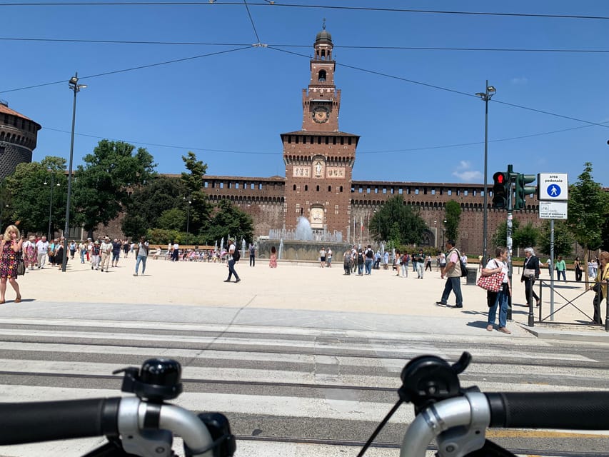 Milan: City Highlights Bike Tour - How the guide keeps you safe on Milan streets