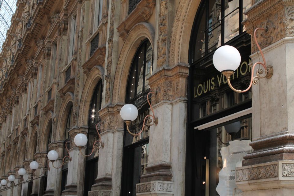 Milan: City Highlights Walking Tour - Timing, group size, and the radio headset cost that matters