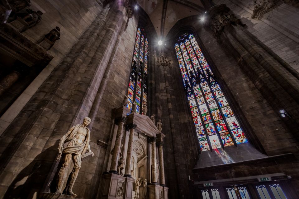 Milan Duomo and Rooftop 2-Hour Guided Tour - Practical Tips: Shoes, Dress Rules, Rain, and Elevator Limits