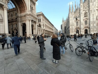 Milan: Guided Bike Tour - Sforza Castle: From the Monument’s Outside to the Courtyard Views
