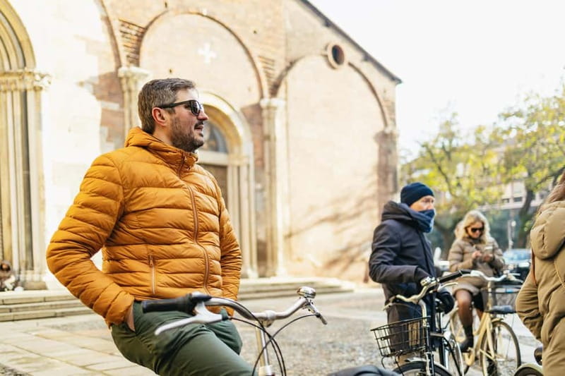 Milan: Hidden Gems Guided Bike Tour - Photo stop and guided ride: how the tour shares Milan’s layers