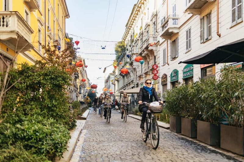 Milan: Hidden Gems Guided Bike Tour - Via Guglielmo Pepe 12: meeting point and getting there