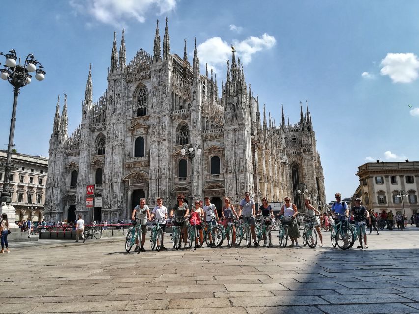 Milan: Highlights and Hidden Gems Guided Bike Tour - Porta Nuova and the Modern Turn: When Milan Switches Gears