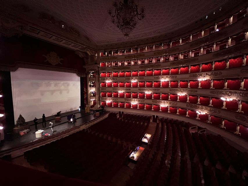 Milan: La Scala Theatre Skip-the-line Guided Tour - Price and value: what you get for about $44 an hour