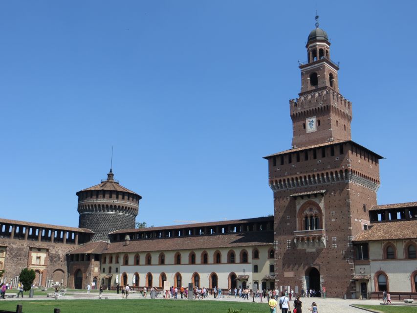 Milan: Leonardo's Last Supper and Michelangelo's Pietà Tour - Sforza Castle courtyards first: why you start with a fortress