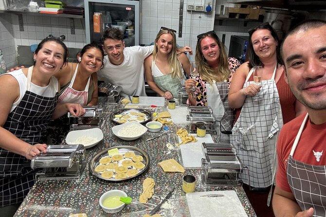 Milan: Pasta and Tiramisu Small Group Cooking Class with Wine - The little things that make the class easier
