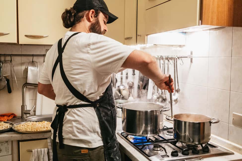 Milan: Pasta & Tiramisu Cooking Class with Premium Products - Key things that make this class worth your time
