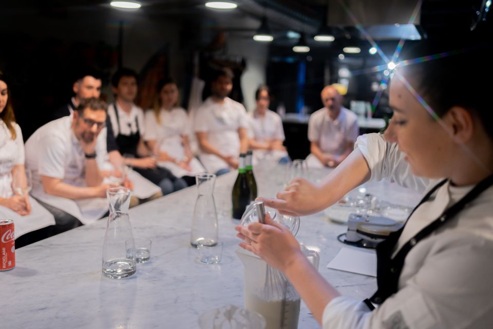 Milan: Pizza or Pasta and Gelato-Making Class with Wine - Wine break and studio vibe: learning without feeling rushed