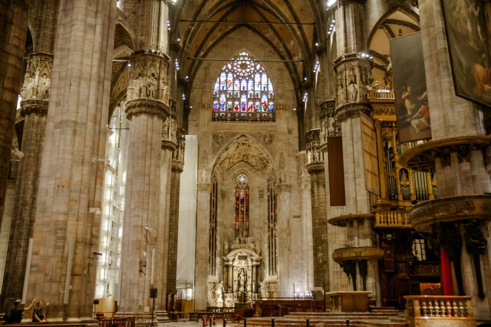 Milan: Priority Access Duomo and Rooftop Tour - Dress Code and Bring-What-You-Need Tips