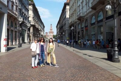 Milan: Private Custom Walking Tour With A Local Guide - Fashion Streets and Historic Landmarks Without the Guesswork