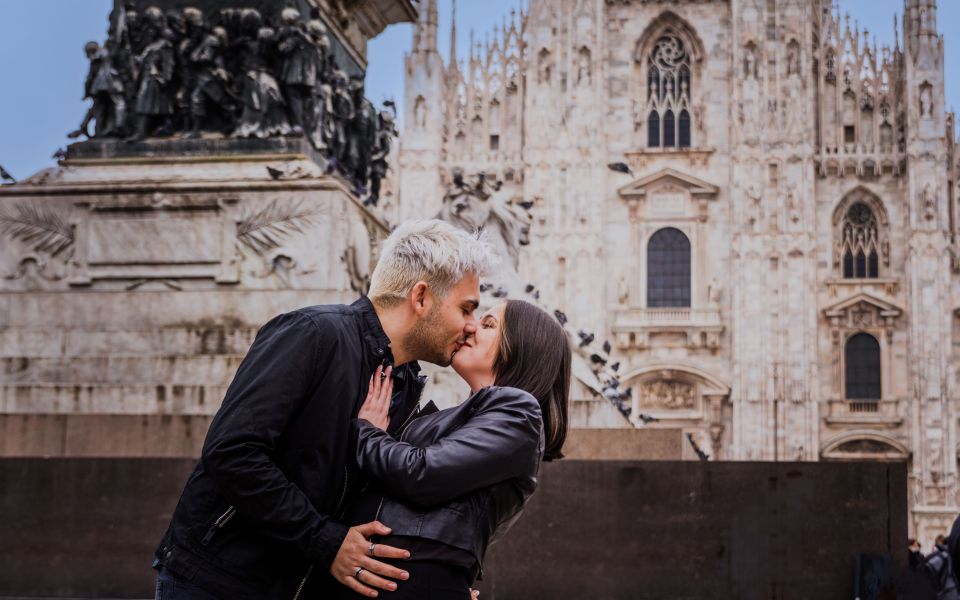 Milan: Private Professional Photoshoot at the Duomo - Why This Duomo Photoshoot Works Better Than Selfies