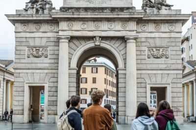 Milan Private Tour: Highlights & Hidden Gems with a Local - Getting There: Piazza Mercanti Starts the Walk