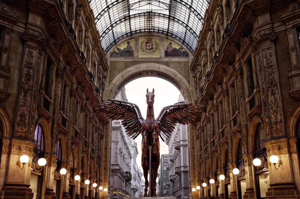 Milan: Private Welcome Tour w/ a Local - Quick hits before you book