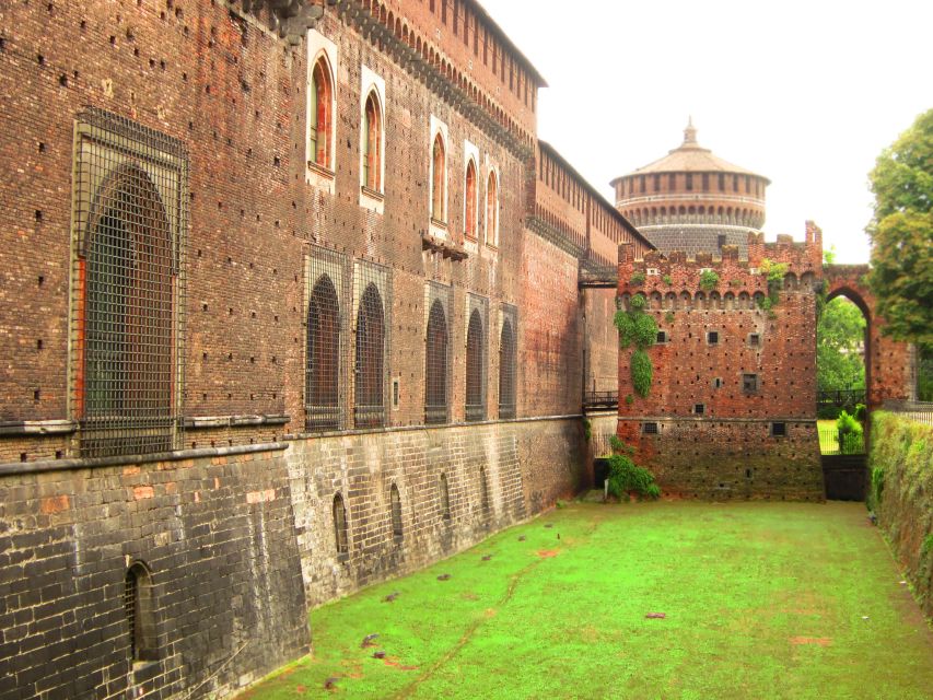 Milan: Sforza Castle and Michelangelo's Pietà Rondanini Tour - From museum to courtyards: Leonardo and Ludovico il Moro on real stone