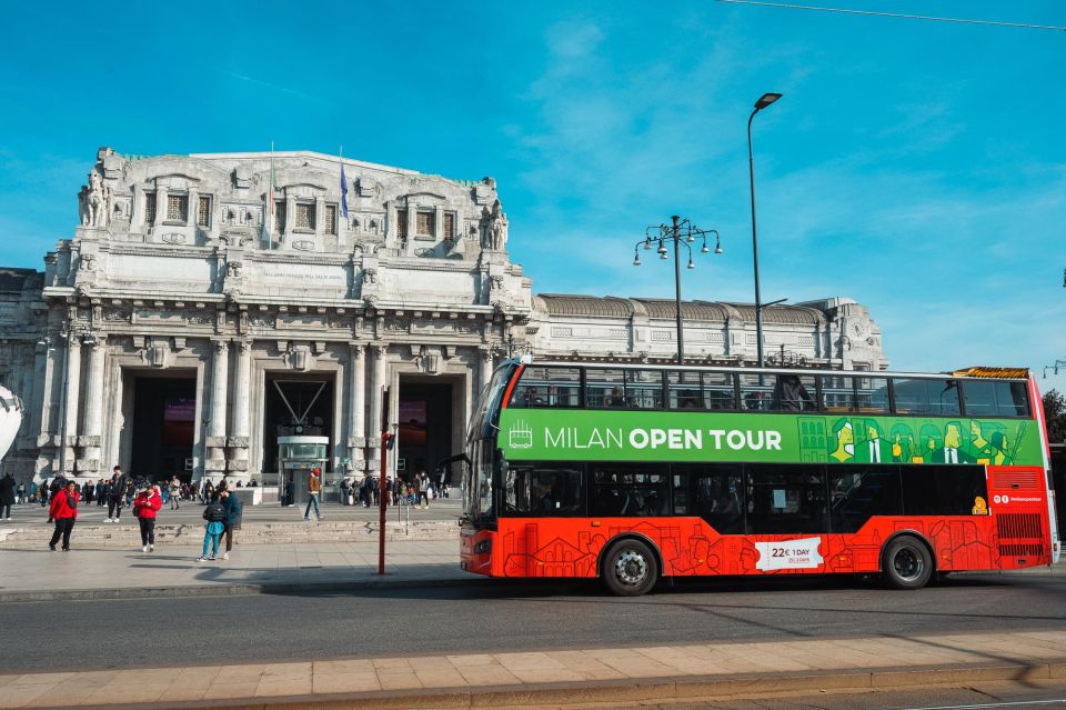 Milan: Skip-the-Line Duomo Guided Tour & Hop-on Hop-off Bus - The “skip-the-line” part that actually saves you time