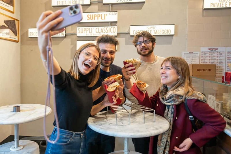 Milan: Sunset Navigli Food & Drinks Tour with a Local - Where You Meet in Milan: Piazza Ventiquattro Maggio