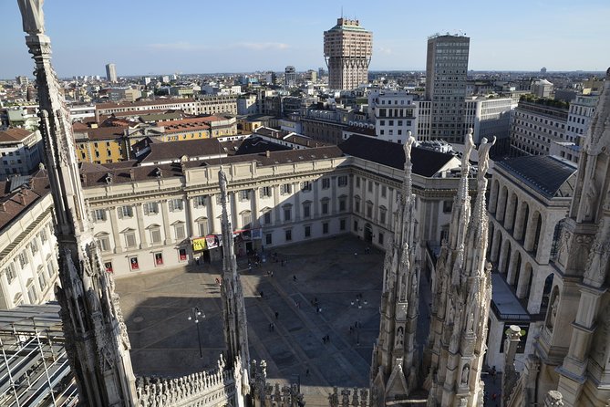 Milan Super Saver: Skip-the-line Duomo and Rooftop Tour - Timing, pacing, and group size: what your 2 hours will feel like