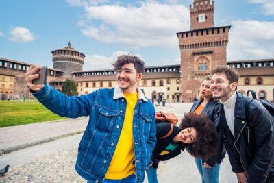 Milan: The Last Supper & Sforza Castle Guided Tour - Where you meet: Via Fratelli Ruffini and the yellow sign trick