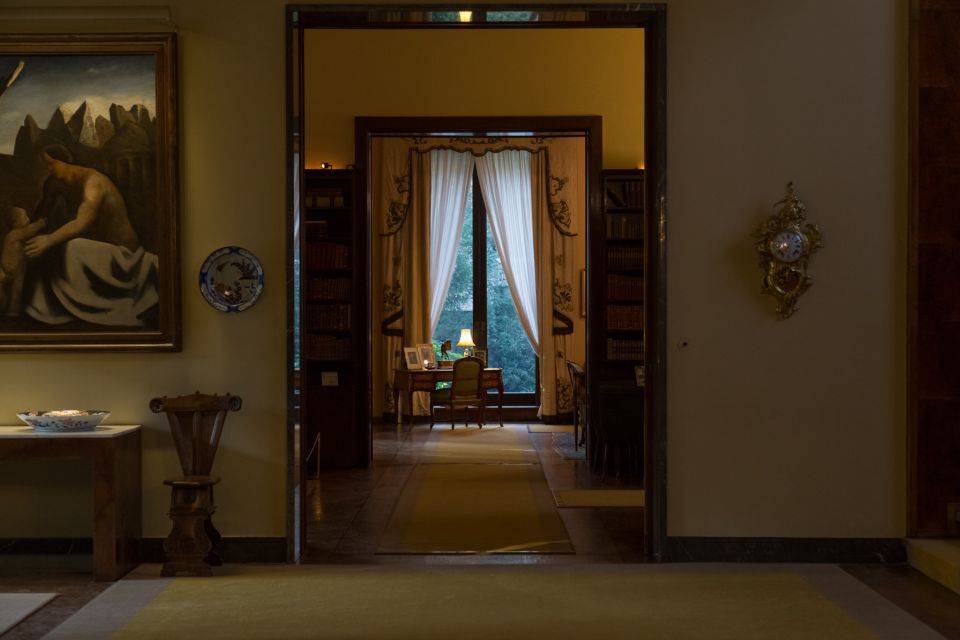 Milan: Villa Necchi Campiglio Entry Ticket - Staff support: friendly guides and small explanations