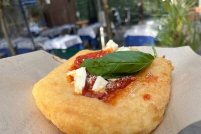 Milan's Authentic Street Food tour: A Gourmet Experience - The 3-Hour Route: Vinegar Tastings, Pizza Moments, and Gelato Finishes