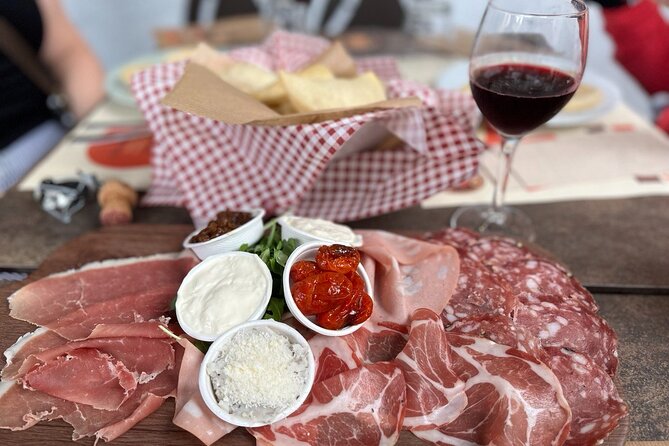 Milan's Authentic Street Food tour: A Gourmet Experience - Drinks on the Walk: Wine, Beer, and What’s Actually Included