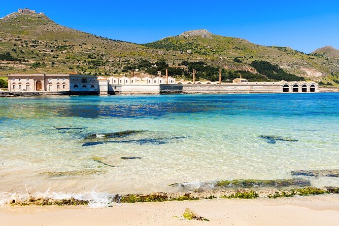 Mini Cruise to Favignana and Levanzo with lunch on board - Two hours on Favignana: what you can do with limited time