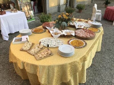 Modena: Balsamic Lunch with Vinegar Cellar Tour and Tasting - Meeting Mario and Giorgio: how the family story teaches the product