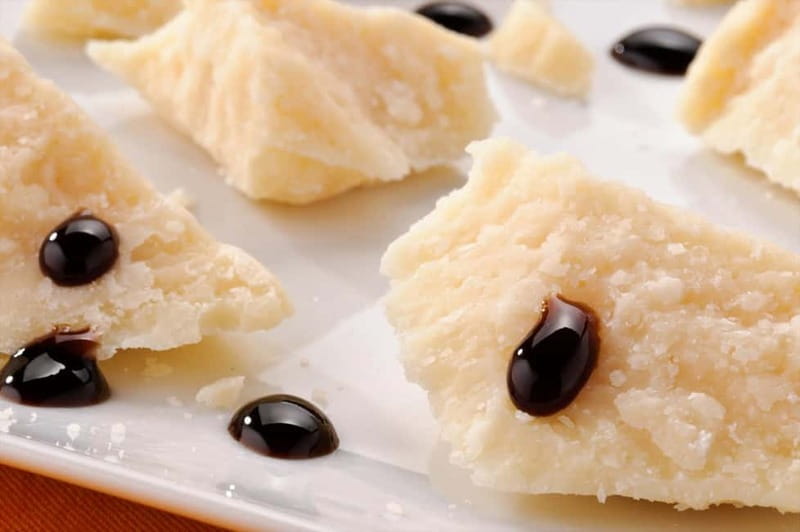 Modena: Guided Balsamic Vinegar Cellar Tour & Optional Meal - Time on your side: how long to plan and when to go