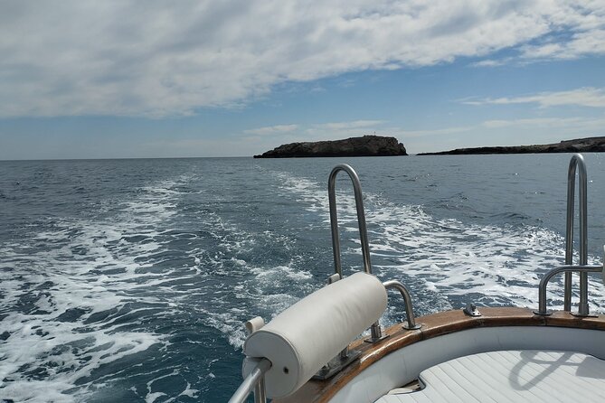 Monopoli Shared tour by Gozzo boat to the Polignano caves - Why this Monopoli to Polignano boat route is worth your time