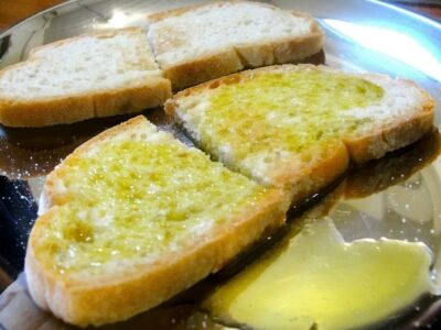 Montepulciano: Wine Tasting and Cellar Tour - The Taste: 5 DOC/DOCG pours plus pecorino and olive-oil bruschetta