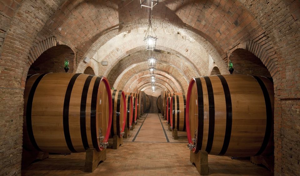 Montepulciano: Wine Tasting & Lunch in a Typical Winery - Montepulciano’s old cellar: the real reason this tasting works