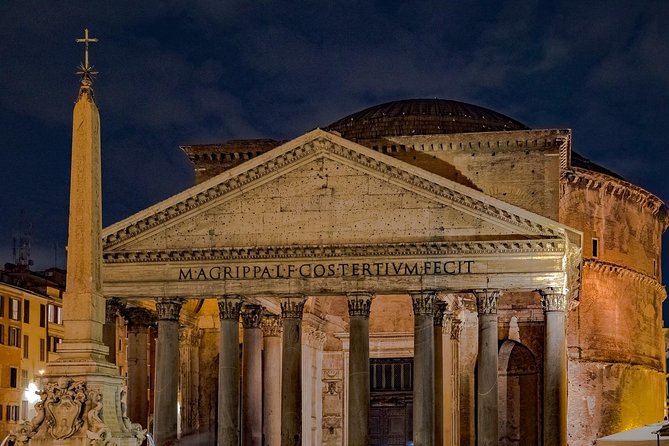 Moonlight Rome: Night Walking Tour of Roman Highlights - Piazza Venezia to the Vittoriano: the unification monument lit up