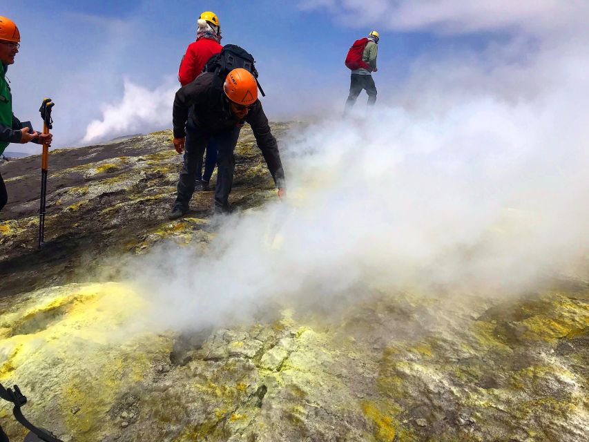 Mount Etna: Central Crater Guided Hike for Advanced Hikers - Observatory lunch and the descent through ash and sandy channels to Piano Provenzana