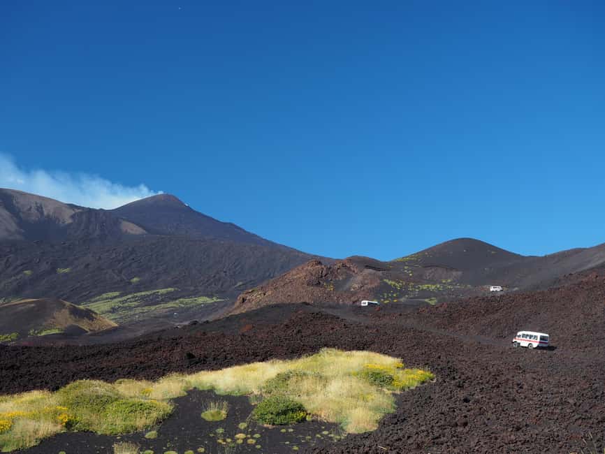 Mount Etna: North Upper Craters Guided Tour by 4x4 with Trek - Valle del Bove and the 2002 eruption area: seeing lava character