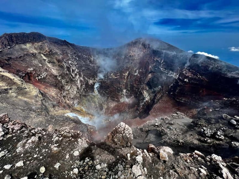 Mount Etna: Summit Trekking Tour - The 4x4 North-Side Run: Getting to 2,900m