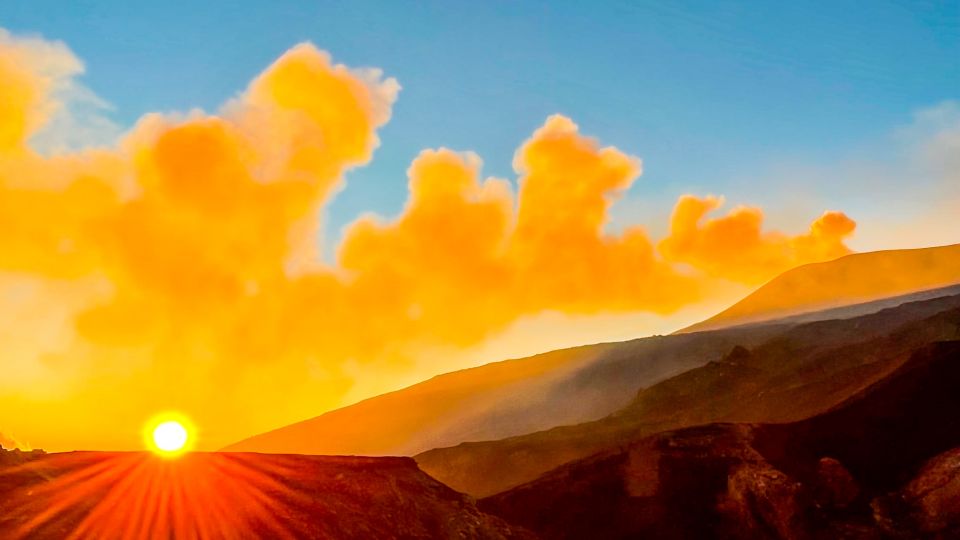 Mount Etna: Trek to 3000m with cable car and jeep - Price and value: what $62.63 covers, and the €45 onsite reality