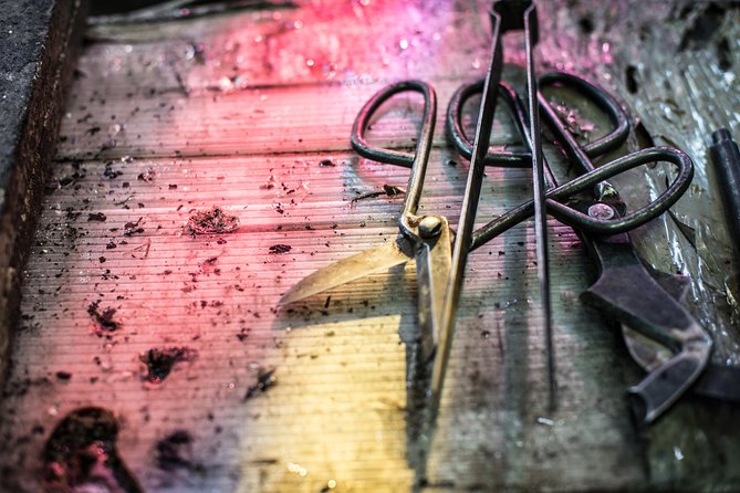 Murano Glass Experience With a Visit to a Burano Lace Island - Burano: the photos are great, but it’s also a real island