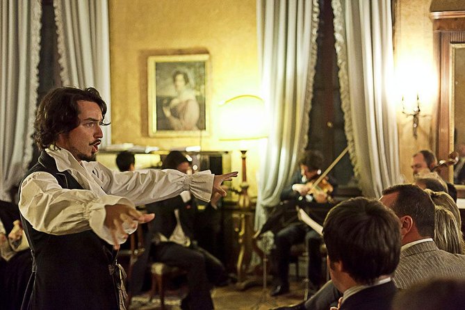 Musica a Palazzo 'Traveling Opera' Performance in Venice - Libretto translation: optional, but very worth it