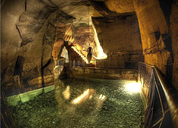 Naples: City Center Walking Tour with Underground Naples - Piazza del Gesù Nuovo: The Easy Start (and Why It Matters)