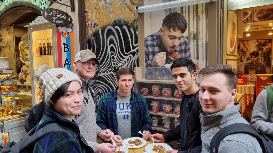 Naples: Food Tour with Davide - Pizza Moments: Fried Pizza and the Real Structure of a Neapolitan Meal