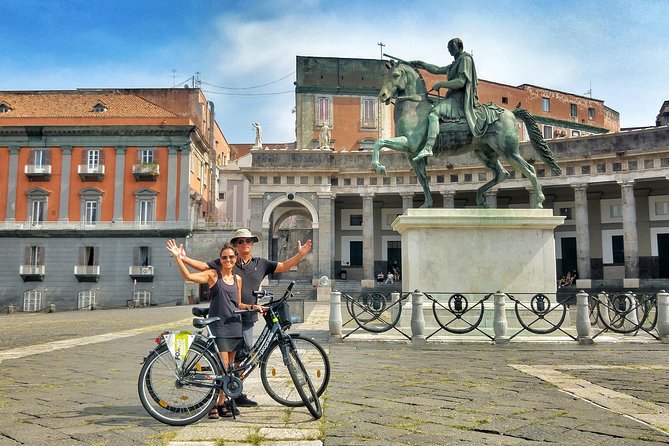 Naples Guided Tour by Bike - Via dei Tribunali and Piazza del Plebiscito: old streets to big drama