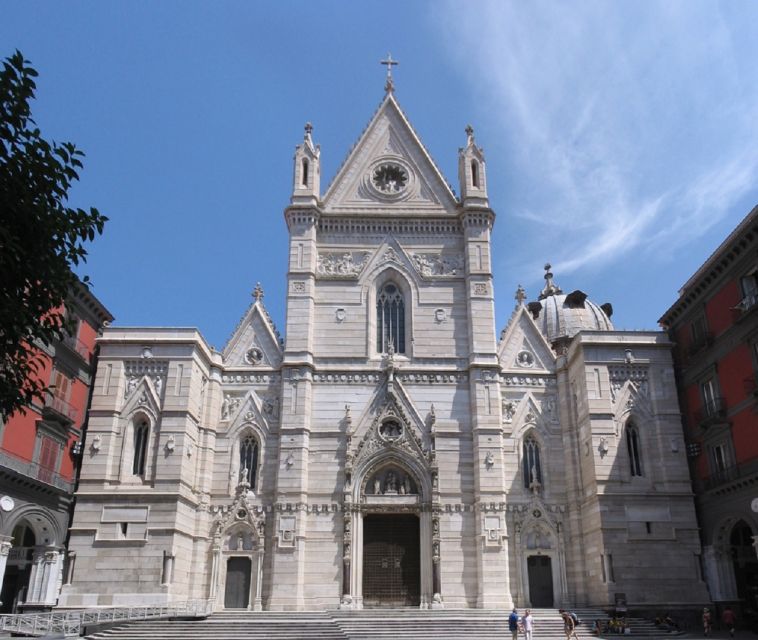 Naples: Naples, Pompeii, and Vesuvius Full-Day Tour - Royal Naples at Piazza del Plebiscito and Galleria Umberto I