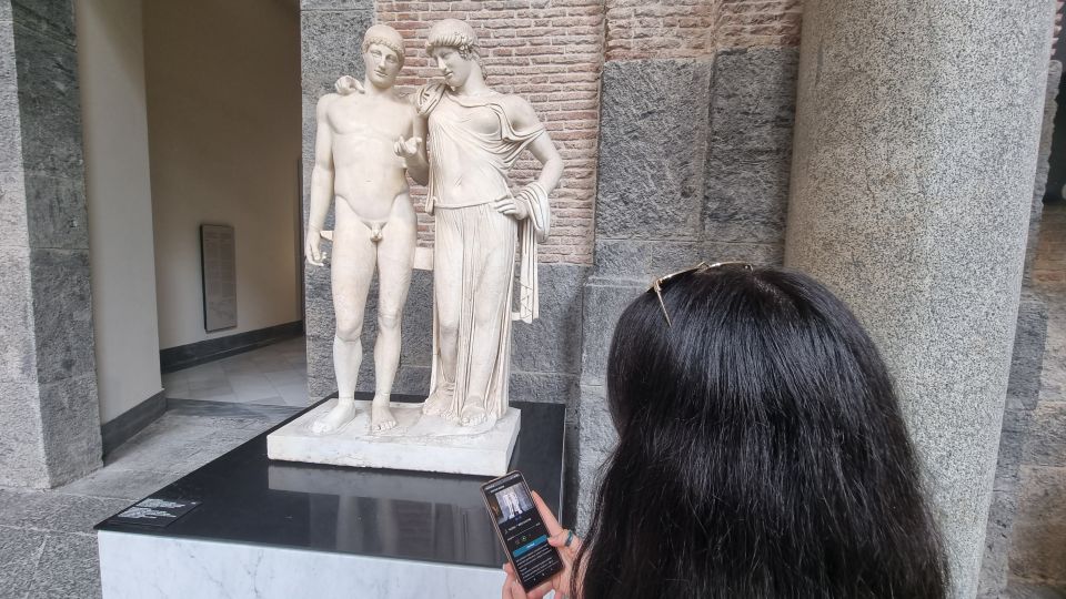 Naples: National Archaeological Museum audio guide - Collections-based listening: why the route feels better than random labels